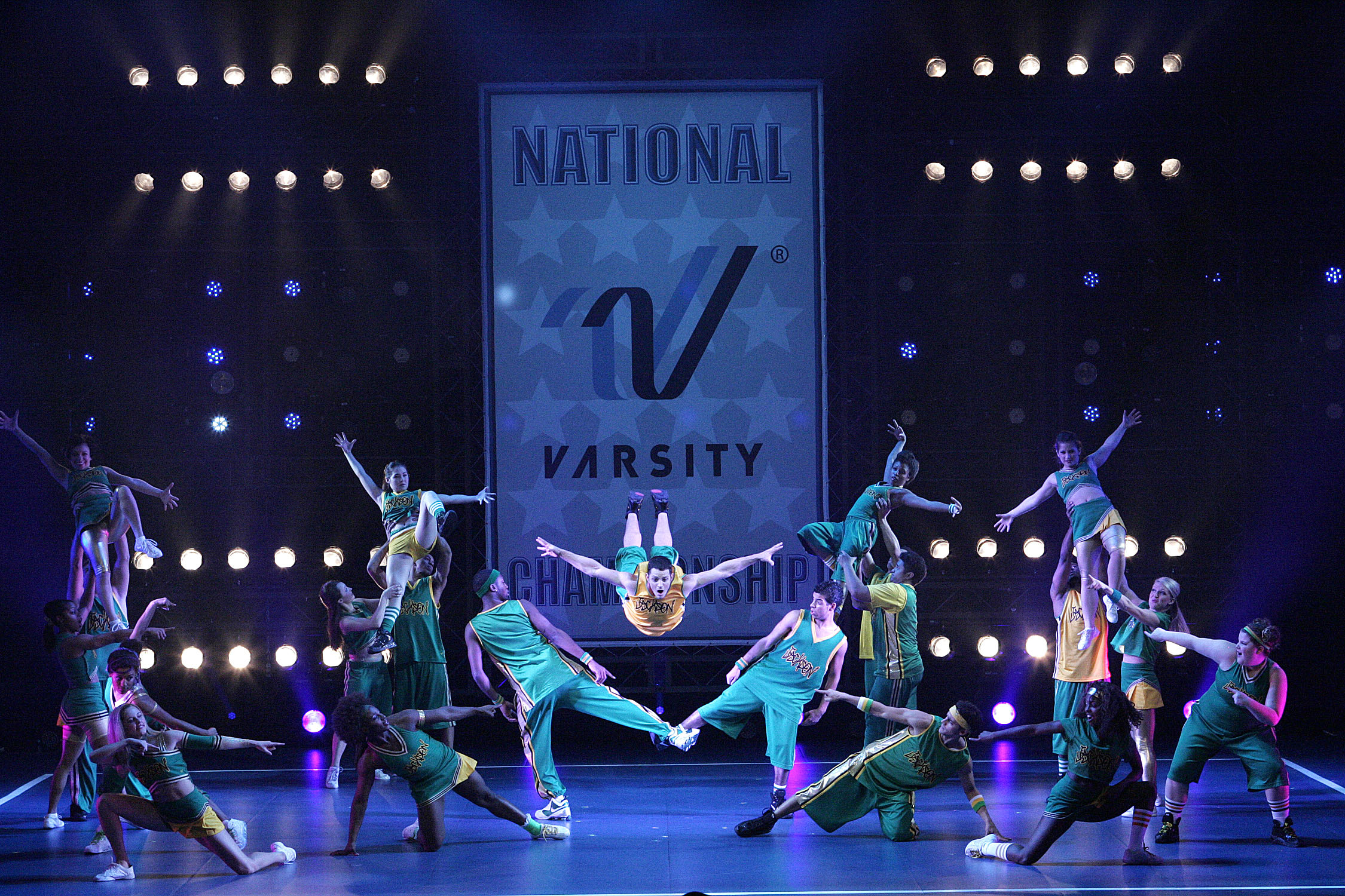 THEATRE BRING IT ON THE MUSICAL THEATRE BRING IT ON THE MUSICAL